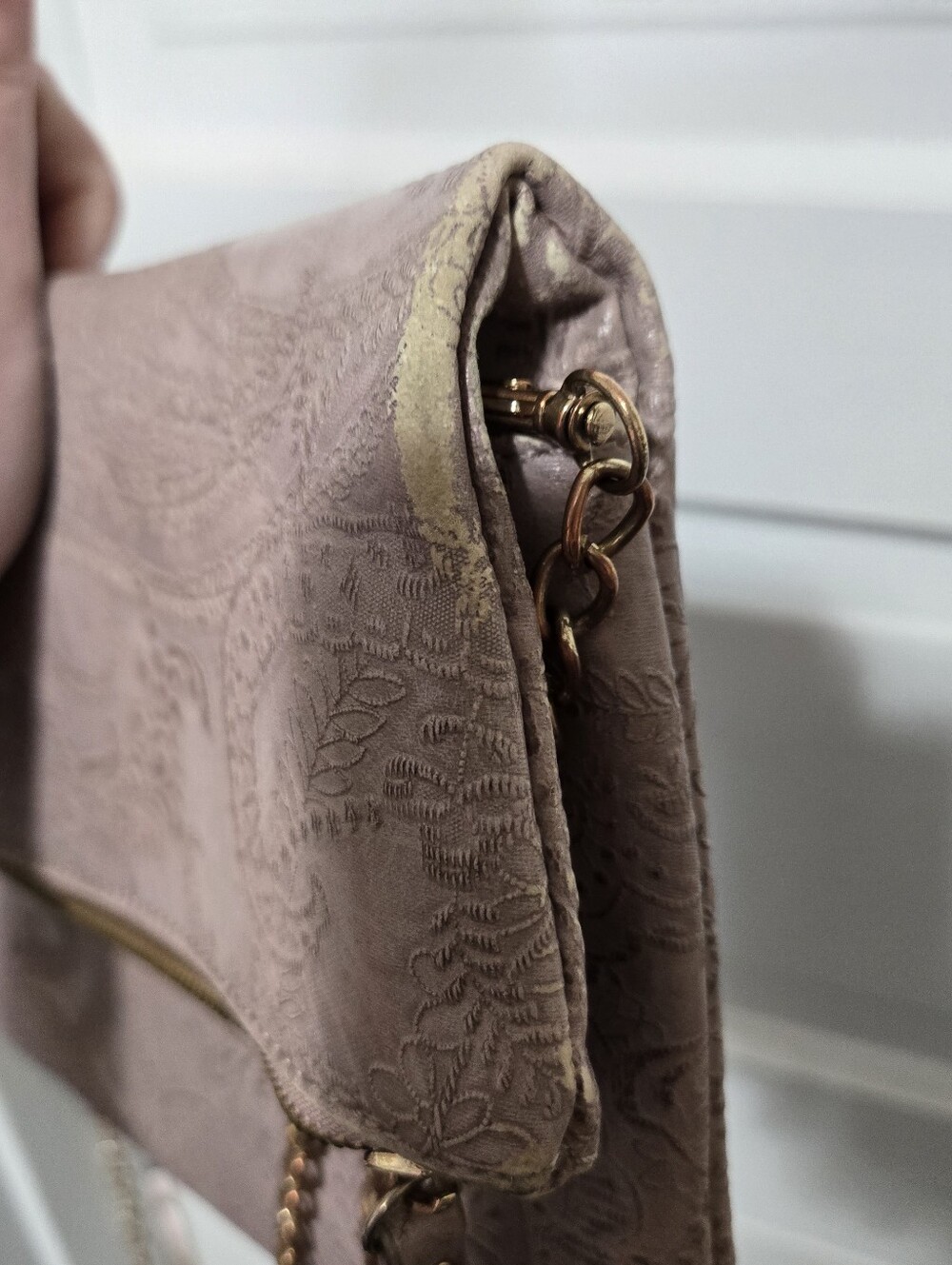 Urban Expressions Dusty Mauve Fold-Over Chain Crossbody Bag - Picture 9 of 11